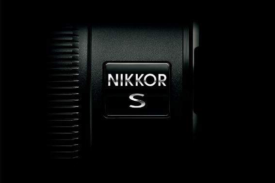 NIKKOR Z 85mm f/1.8 S S-Line透镜