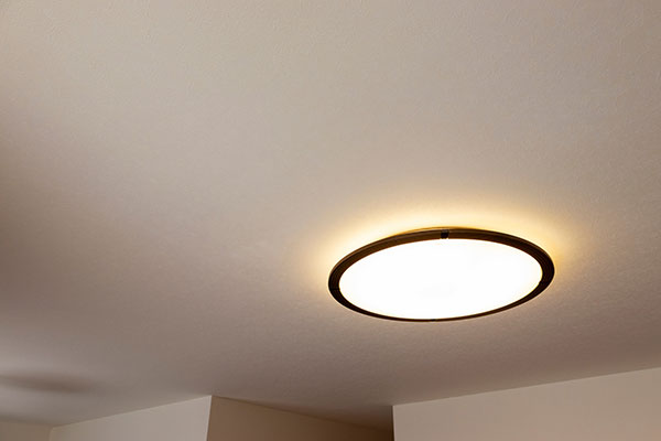 和和吸顶灯，特别推荐LED吸顶灯的理由？