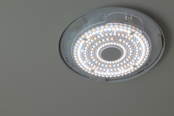 LED吸顶灯的选法明亮和房间的榻榻米数量