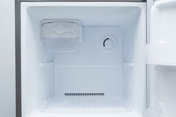 检查小型的冷冻室选法冷却系统的维护是少的粉丝式
