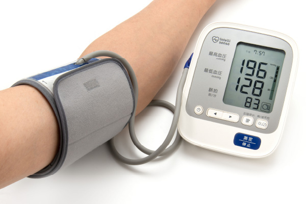 ①袖口选择上臂式用血压计选法计测方法式|能放在省空白上，正确性高