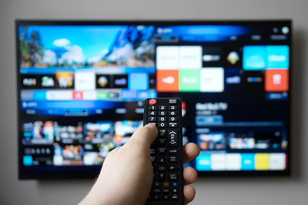 检查作为低成本电视选法便利的功能的因特网连接起作用