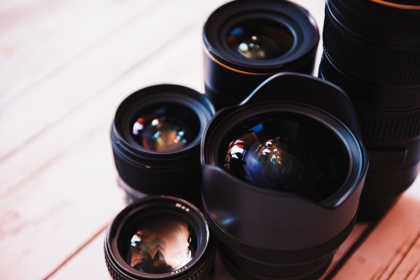 能根据供Vlog使用的相机选法用途交换透镜的话便利